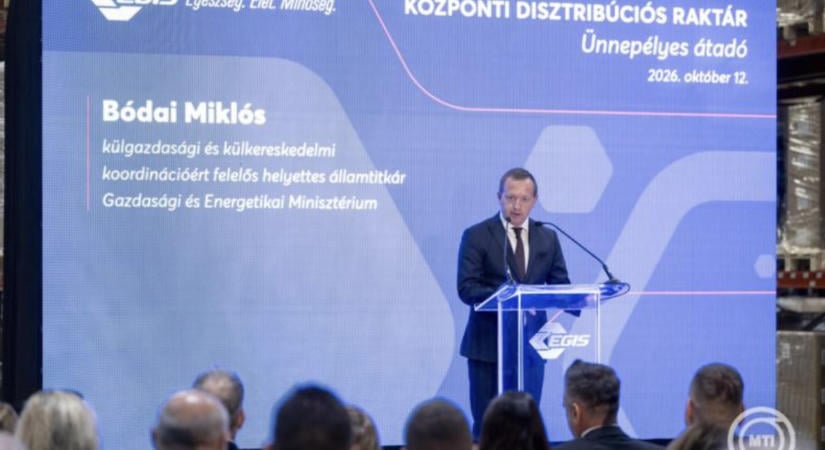 Átadták az Egis Gyógyszergyár új központi disztribúciós raktárát Fóton