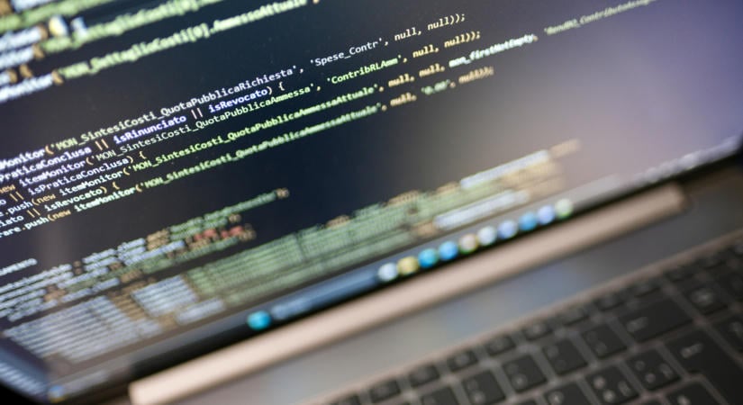 Kiadták a figyelmeztetést: a weboldalak többségét érinti a súlyos hiba