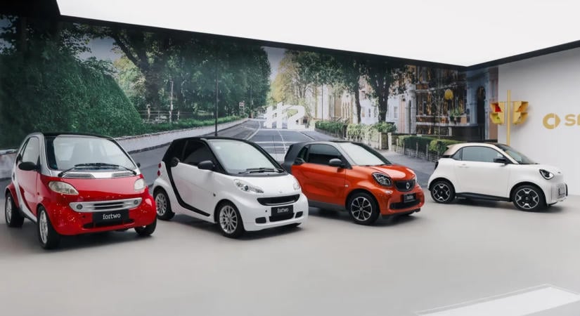 Felszedett pár centit az aprócska Smart városi autó
