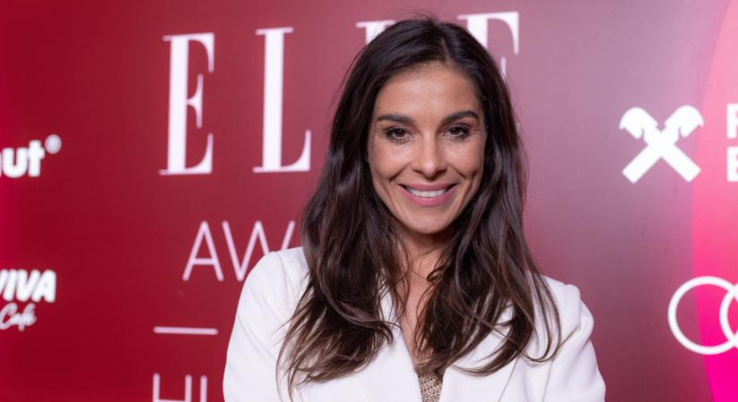 Molnár Andi monokróm szettje volt az ELLE Awards egyik nagy sztárja – FOTÓK