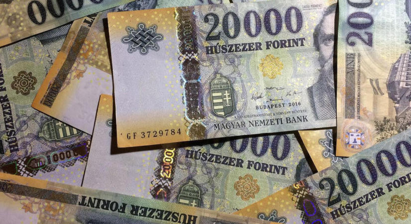 Államháztartás: az uniós pénzek beleköpetek Kármán András levesébe