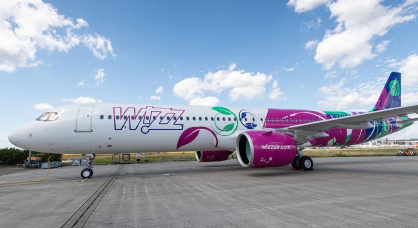 Akár 20 ezer eurót is fizethet a részeg utas, aki miatt kényszerleszállást hajtott végre a Wizz Air gépe