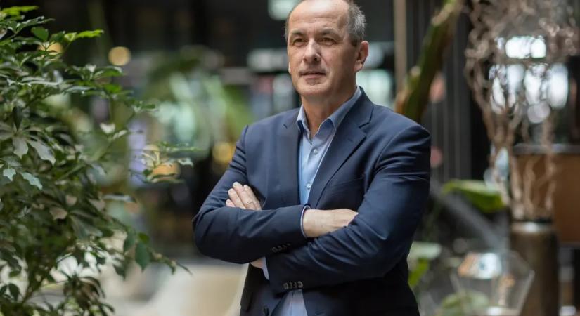 Hegedűs Zsolthoz fordult 18 civil szervezet, hogy a miniszter vonja be a nőket a szívhangrendeletről szóló egyeztetésbe