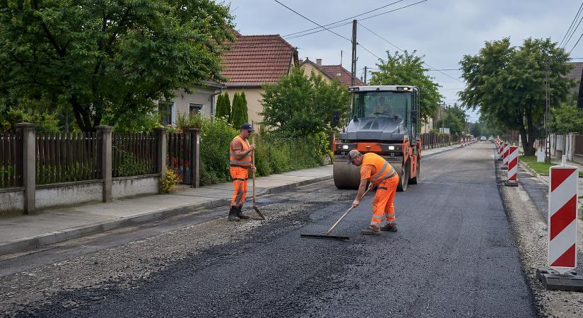 Felújítják az esztergomi Galamb utcát