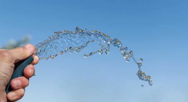 Pénzt kaphat a gazda azért, ha megtartja a vizet