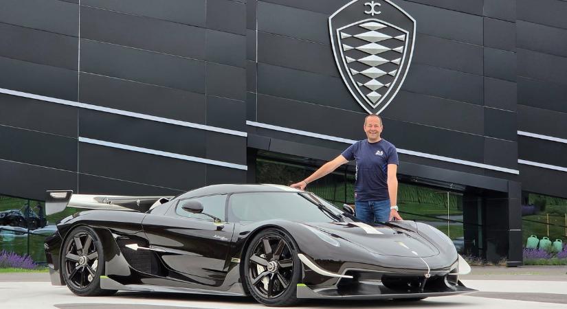 Zéró villany, pusztító V8, 1625 lóerő: bepattantunk az 1,3 milliárd forintos legdurvább Koenigseggbe