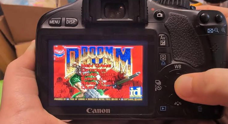 Már egy 16 éves Canon fényképezőgépen is tökéletesen fut a Doom