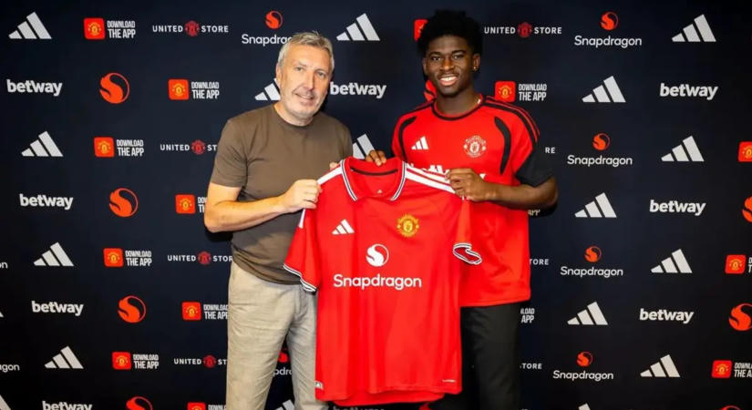 Manchester United: 70 millió fontért érkezik Carlos Baleba, a City ellen debütálhat
