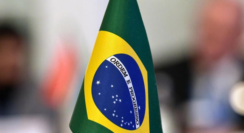 Lula da Silva és Flávio Bolsonaro jutott be a brazil választás második fordulójába