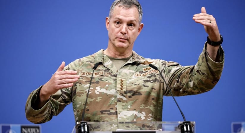 NATO-főparancsnok: Az észak-atlanti szövetség jelentős katonai erőfölénnyel rendelkezik Oroszországgal szemben