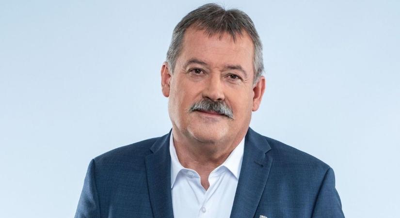 Befagyasztották a polgármesterek illetményét - V. Németh Zsolt is reagált a parlamenti döntésre