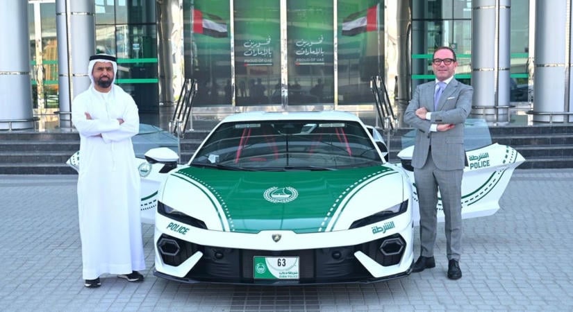 920 lóerős rendőrautó állt szolgálatba Dubajban