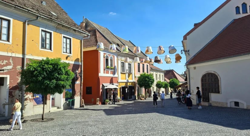 Szeptemberi barangolás Szentendrén – Rejtett sikátorok és elbűvölő panoráma