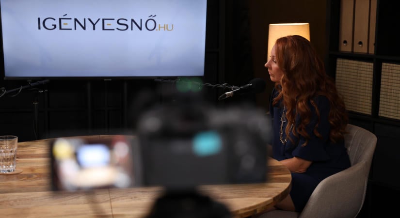 Karrier, család, újrakezdés – női életutakat mutat be az IgényesNő új podcast műsora