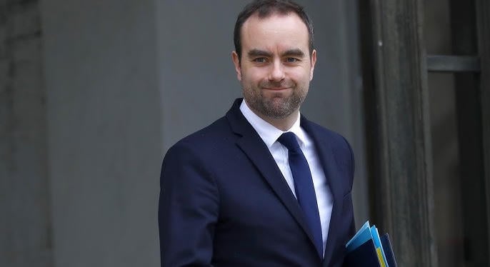 Helyi és részleges kijárási tilalmakat vezetnek be a zavargások által sújtott francia városokban