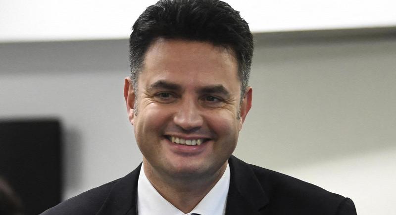 Vidéki egészségügyi intézményeket záratna be Márki-Zay Péter
