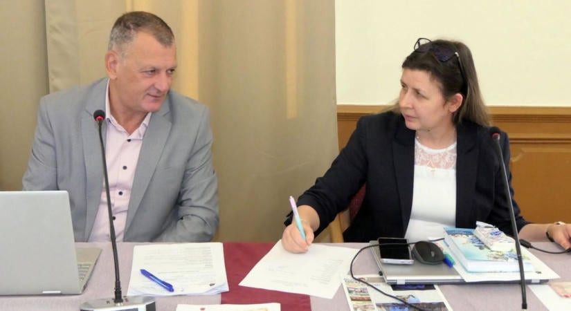 Abonyban közös üggyé teszik a drogok elleni fellépést, 24 intézkedést fogadtak el
