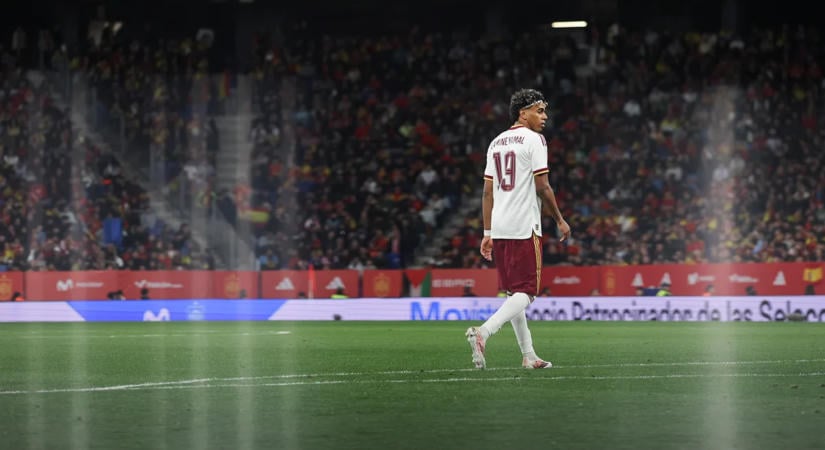 A FIFA húszezer dolláros büntetést rótt ki a spanyolokra