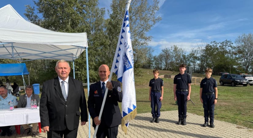 Polgárőr nap: csapatzászlóval ünnepelték a hegyeshalmi egyesületet - Fotók