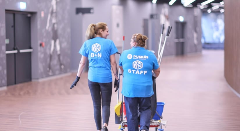 Elmondta a bajba került NER-kedvenc, hogyan állnak a pénzügyei és a bérfizetés