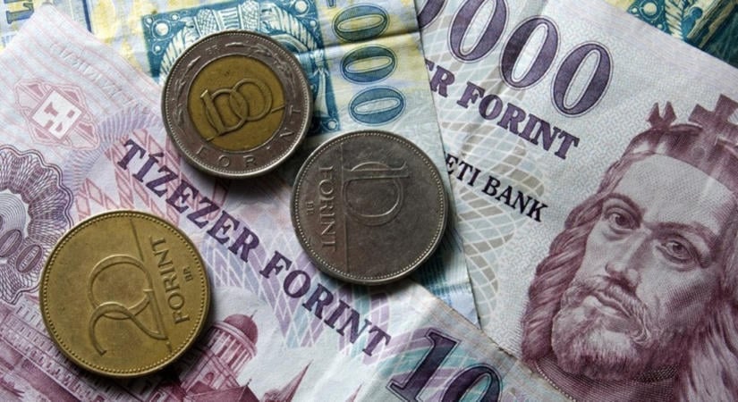 A forint nem volt ünnepi kedvében ma reggel