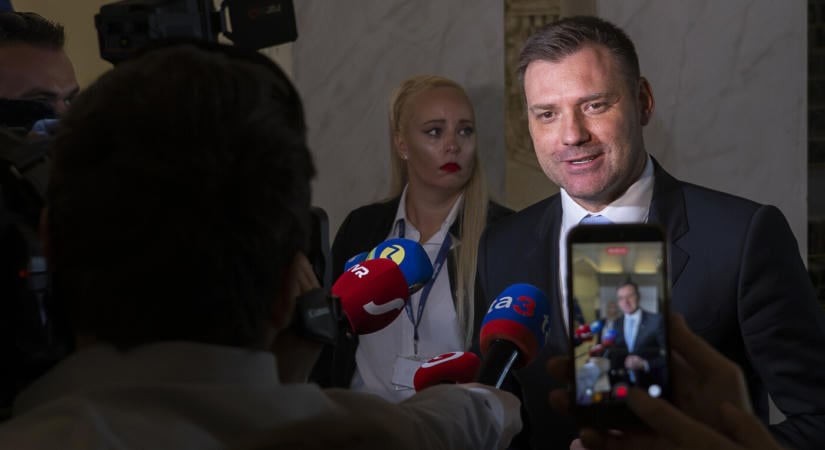 Taraba miatt a kormány elveszítheti minden erejét – véli Viliam Karas