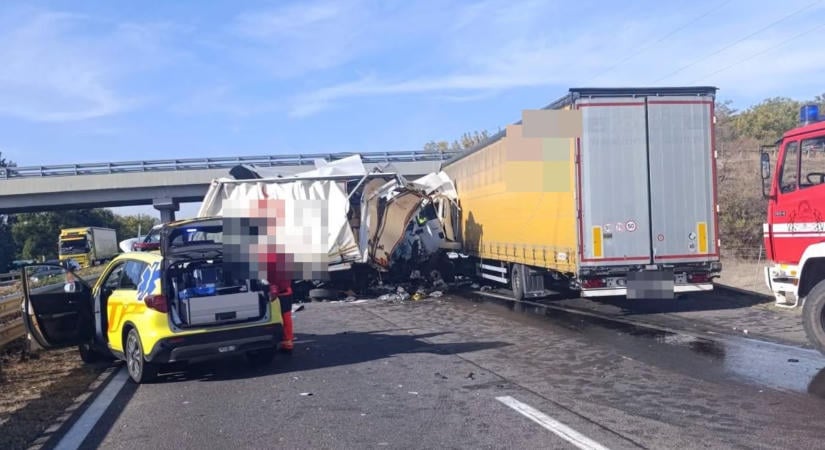 Halálos baleset történt az M5-ös autópályán