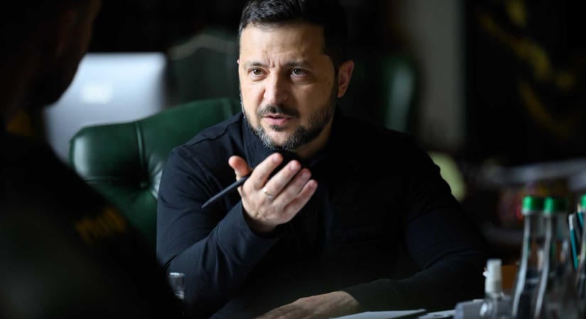 Zelenszkij aláírta az új törvényt: a magyarok üdvözlik, a románok elégedetlenek