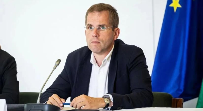 Botrány a Miniszterelnökségen: tervutasításos feljelentési kényszer van a tárcánál?