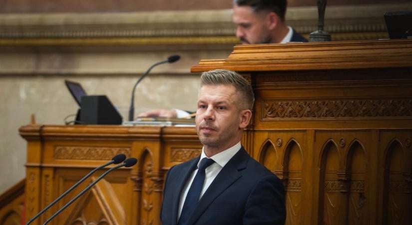 Megérkezett Magyar Péter bejelentése, reagált a HVG kapcsán
