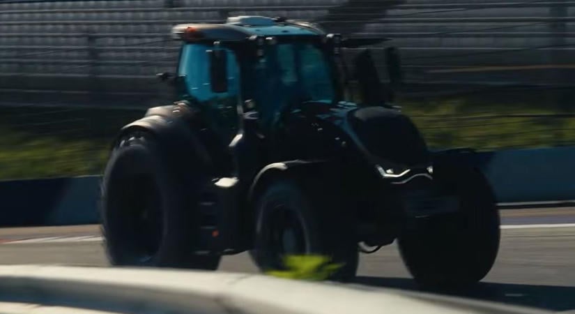 Megkergettek egy traktort a Red Bull Ringen