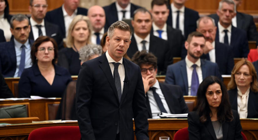 Politikai beavatkozás a médiamanipulációval szemben?