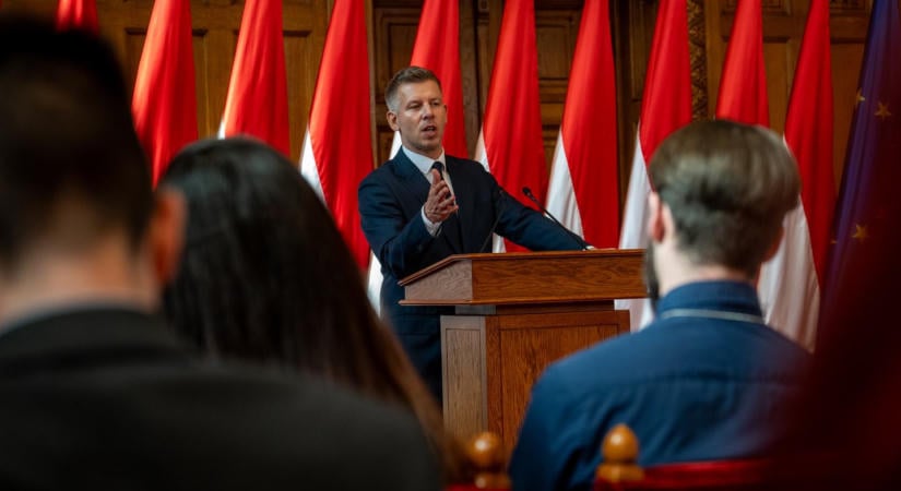 "Bukott hatalom emberei ordibálnak”: Magyar Péter ismét ráfeszült a költségvetésre