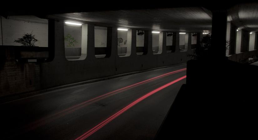 Mi jellemzi a kültéri reflektorokat?