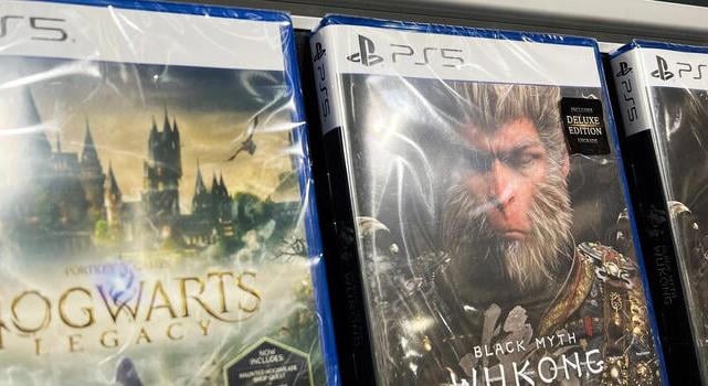 Vannak bajok, ha már a PlayStation egykori főnöke szerint is hiba a lemezek kinyírása