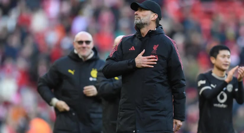 Jürgen Klopp szobrot kapott Liverpoolban