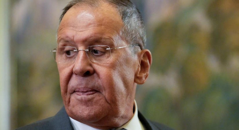 Lavrov: A NATO sarkvidéki tevékenysége közvetlen fenyegetést jelent Oroszország biztonságára