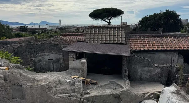 Folytatódnak az ásatások Pompejiben a Misztériumok villájában