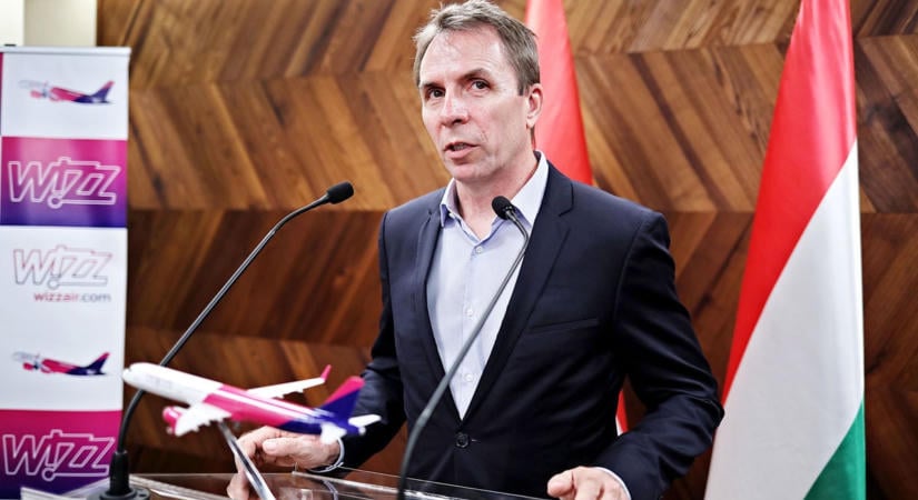 Váradi József: A geopolitikai konfliktusok elhúzódására számít a Wizz Air