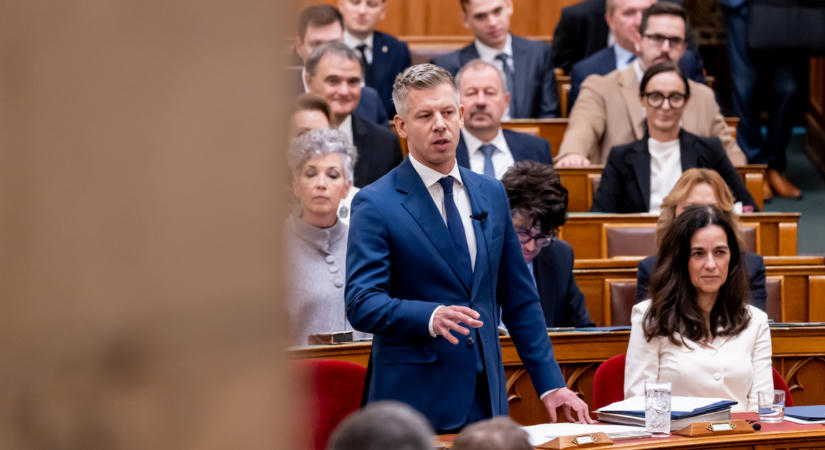Magyar Péter: Már érthető, hogy miért lobbizott a dohányboltok érdekében Németh Balázs