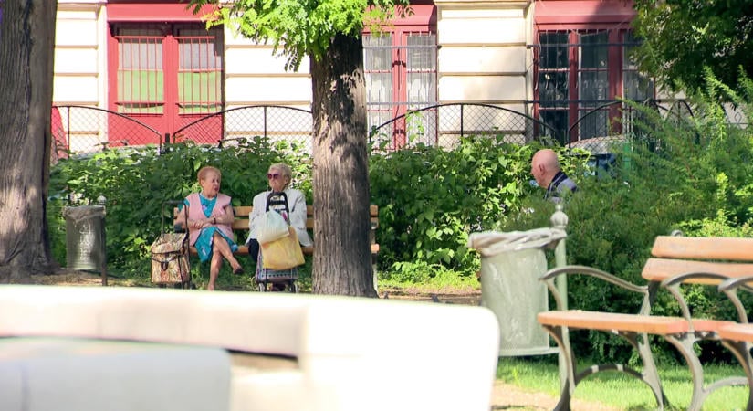 Mégsem kapják meg idén a nyugdíjasok az ígért SZÉP-kártyás juttatást