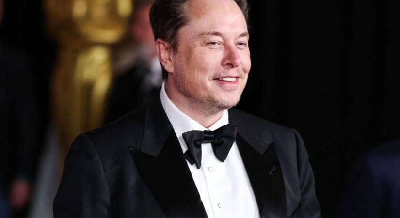 Elon Musk élesen bírálta az indiai hatóságokat a Starlink engedélyeztetésének késlekedése miatt