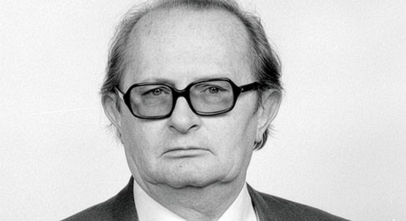 A velünk élő Kelet-Európa – Szűcs Jenő, Közép-Európa, marxizmus