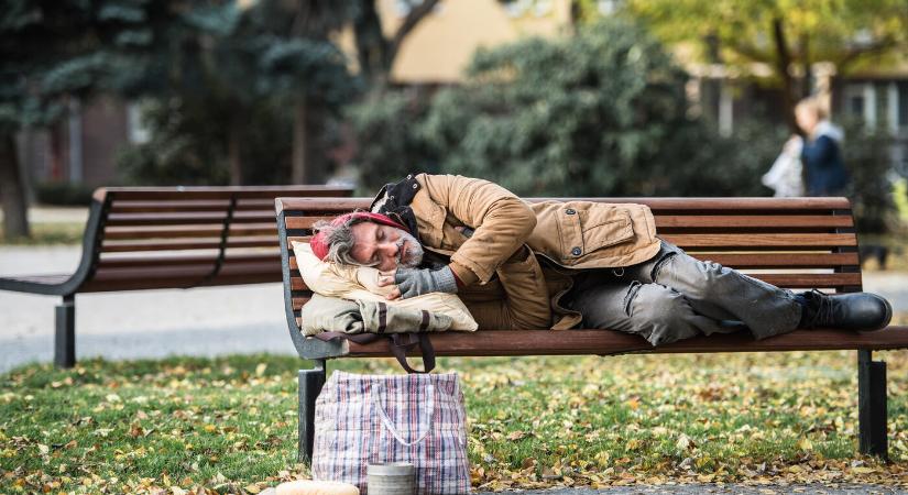 Sokan nem tudják: így vehetik át a hivatalos leveleiket a hajléktalanok