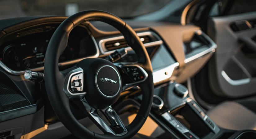 4000 dolgozótól szabadul meg a Jaguar Land Rover