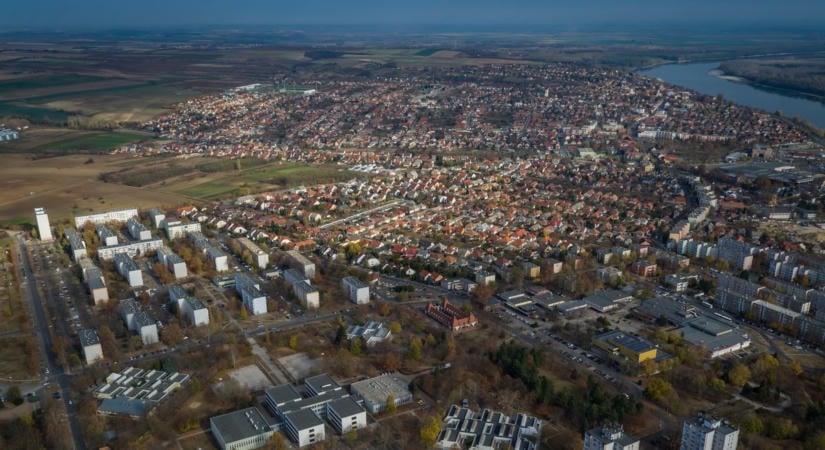 Paks az atomerőmű árnyékában nőtt nagyra – de miből él majd az atomon túl?