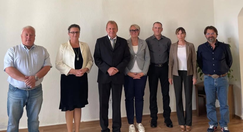 Vége a feszültségnek: megalakult az új testület, letette esküjét az új polgármester
