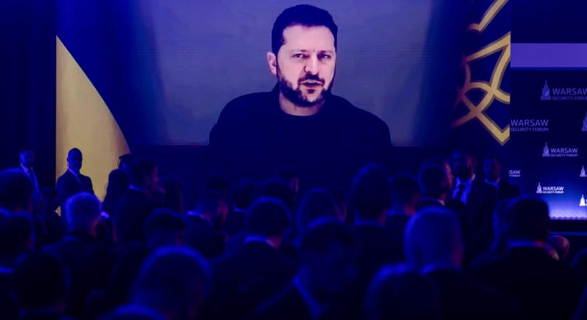 „Putyin nem olvassa a Truth Socialt” – közösen üzent vissza Varsóból Zelenszkij és Tusk a Trump-féle orosz alku után