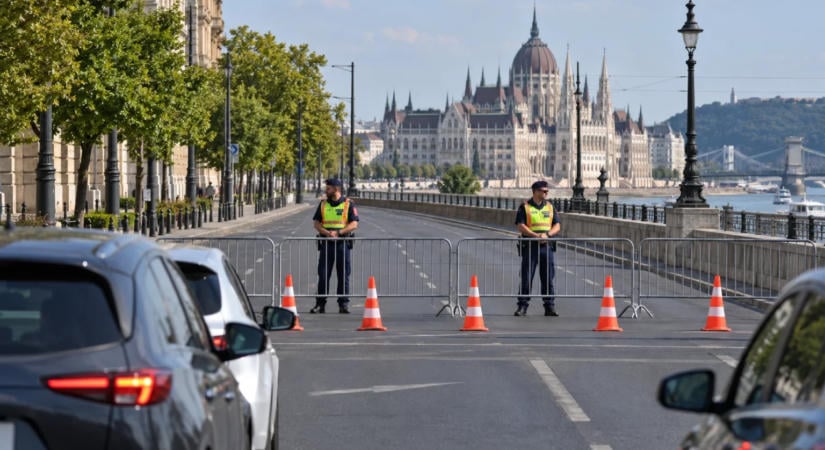 A hétvégén utoljára zárják le a pesti alsó rakpartot a gépjárműforgalom elől
