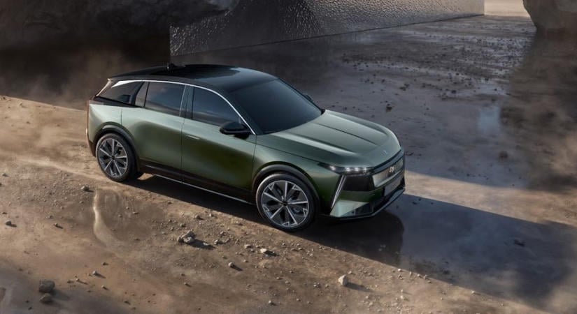 Itt a DS luxus SUV-je, és már az itthoni árát is elárulták